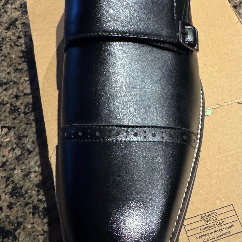 Men's Black Leather Dress Shoes